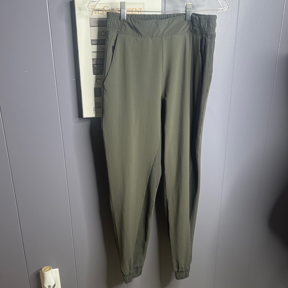 Athleta Textured Olive Joggers